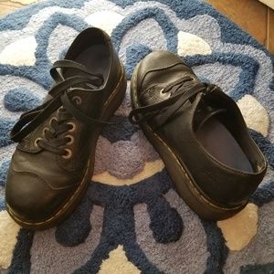 Dr. Martens #8651 Size 9 (L) or 10 (M)